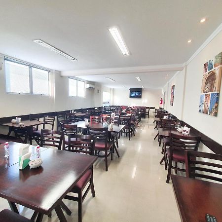 Avenida Palace Hotel 주앵빌 외부 사진