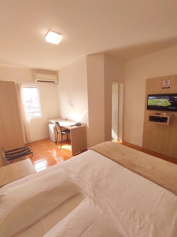 Avenida Palace Hotel 주앵빌 외부 사진