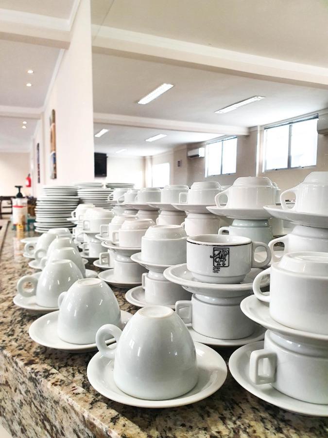 Avenida Palace Hotel 주앵빌 외부 사진