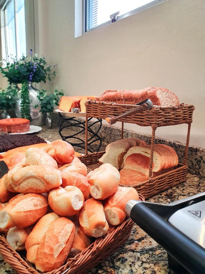 Avenida Palace Hotel 주앵빌 외부 사진