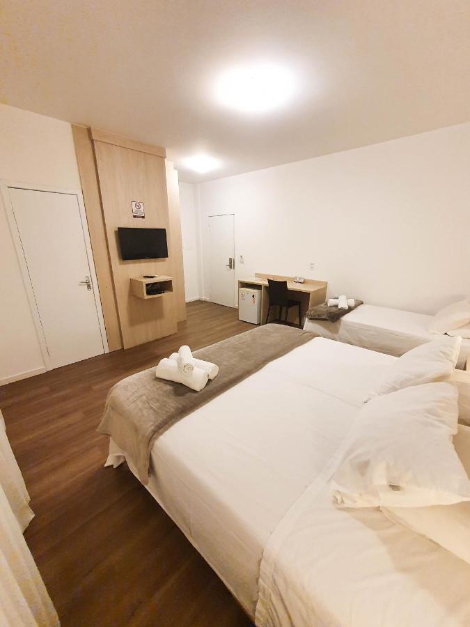 Avenida Palace Hotel 주앵빌 외부 사진
