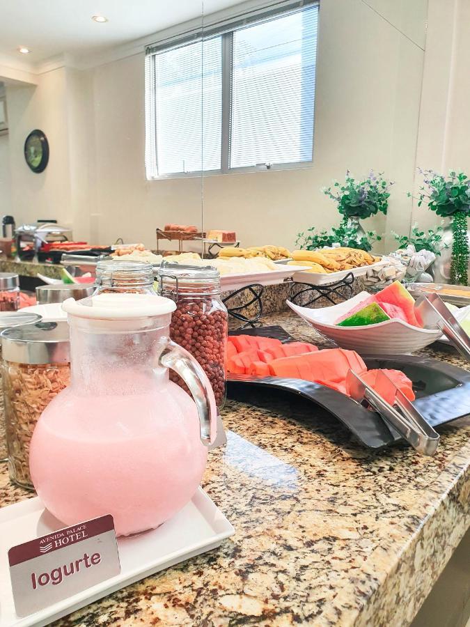 Avenida Palace Hotel 주앵빌 외부 사진