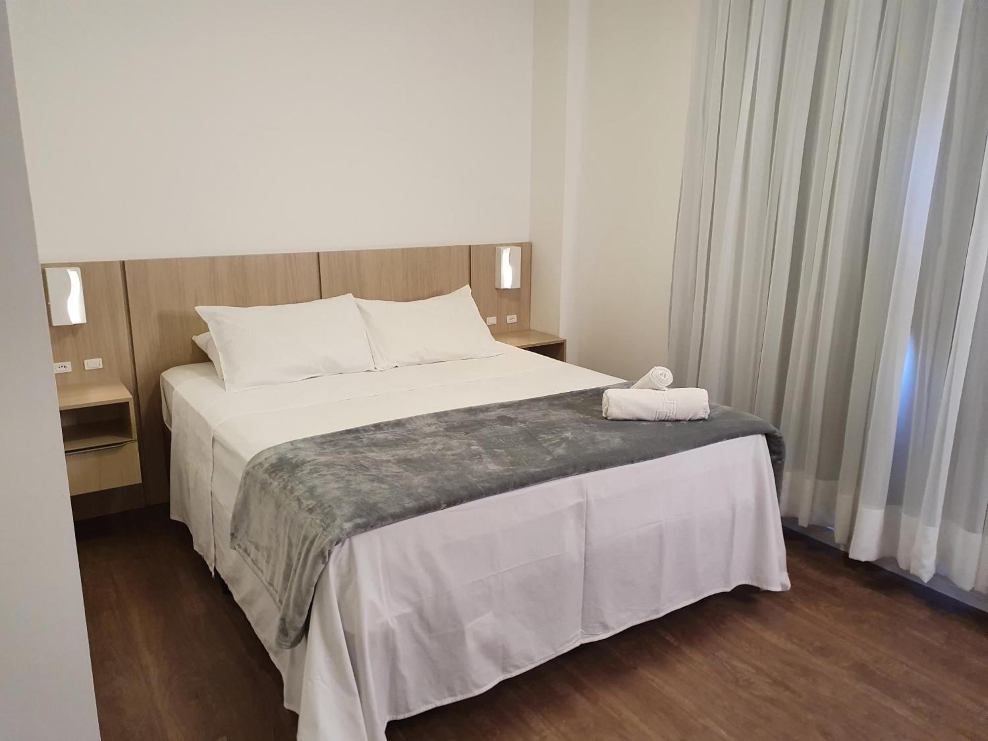 Avenida Palace Hotel 주앵빌 외부 사진